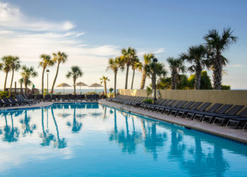 Outdoor Oceanfront Pool