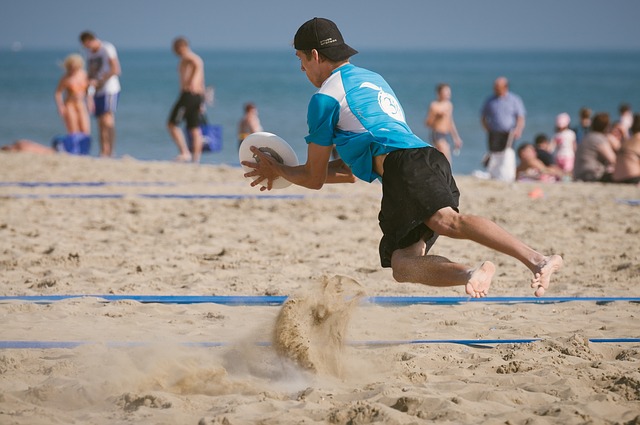 Frisbee on Beach