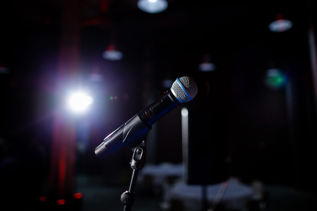 Microphone