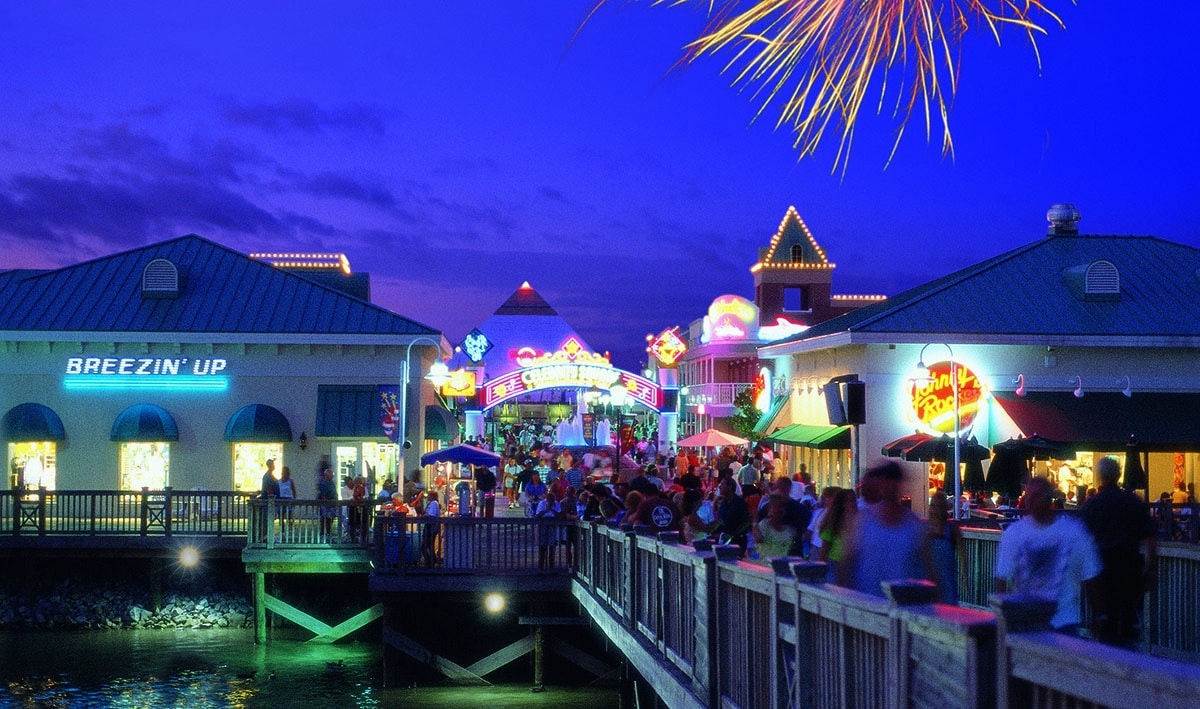Best Restaurants at Broadway At The Beach