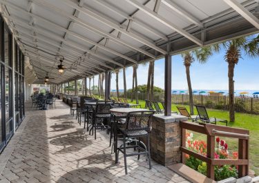 Cafe Du Port Outside Seating