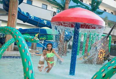 Ocean Reef Kids playing in the Shipwreck Water Park