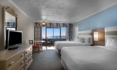 Ocean Reef Oceanfront Efficiency 2 Queen Over View Ocean Reef Oceanfront Efficiency 2 Queen
