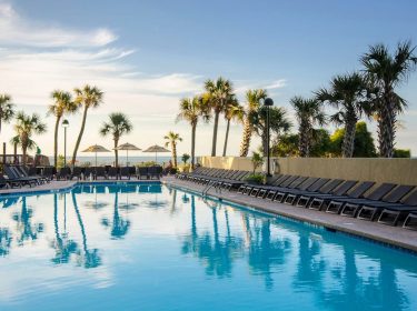 Ocean Reef Outdoor Pool